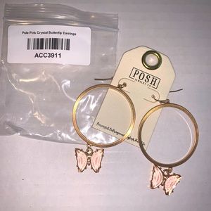 Boutique crystal pink butterfly set! New!
